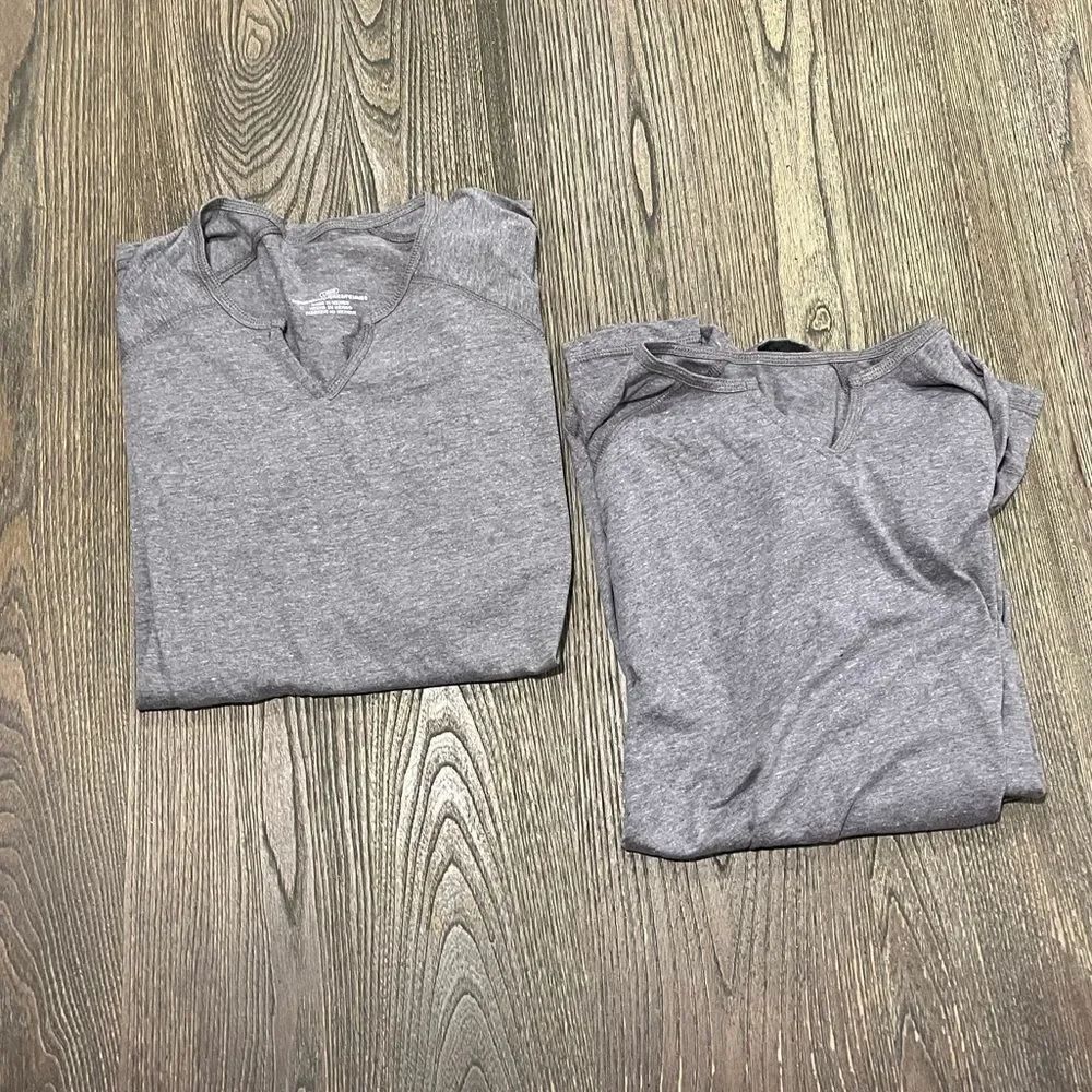 NWOT 2 Pack Womens Shirts Notch Neckline Short Sleeve Pullover Gray Size L